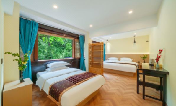 Youtang Cloud Station | CourtyardZen-style Inn (Lijiang Shuhe Ancient Town Branch)