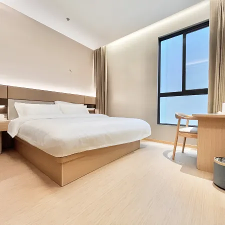 Lanting Holiday Hotel