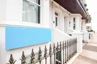 OYO 伯恩矛斯小屋 住宿飯店