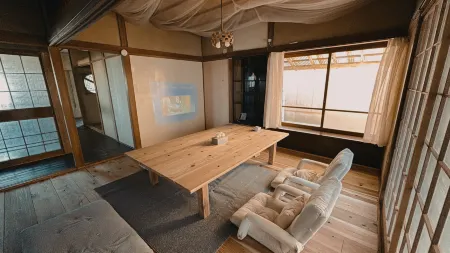 Japanese modern traditional house. 4 mins to Station& sea. Pets ok. 130 m2, max 6 people Отели рядом с достопримечательностью «Инобосаки Лайтхаус»