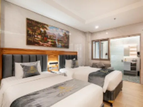 LE SAIGON GRAND HOTEL Hôtels à : Hô-Chi-Minh-Ville