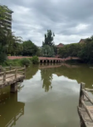 Weitong Julijing Apartment (Xishuangbanna Jinghong Daixiang Water City)