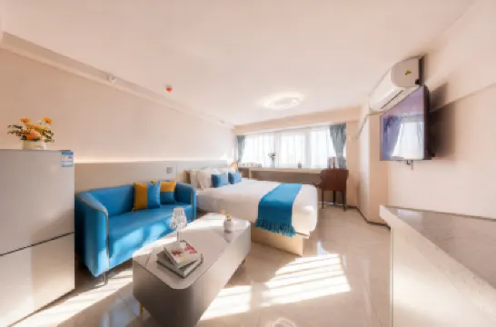 Wanjiang International Apartment (Hegui Square Fish Ball Branch) Hotels near Ancient Egyptian Pharaoh and Queen