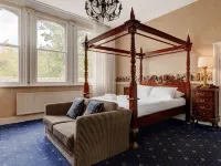 Liverpool Aigburth Sefton Park Hotel By Belvilla Hotels near 20 Forthlin Road