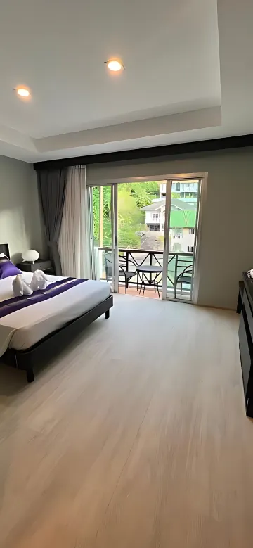 Triple Room With Steet View