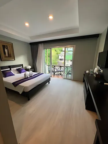 Triple Room With Steet View