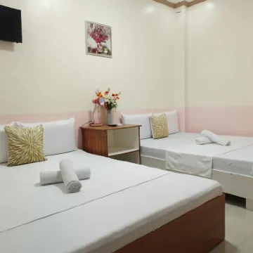 Ocean View Lodging House Hotels near Oslob Cemetery