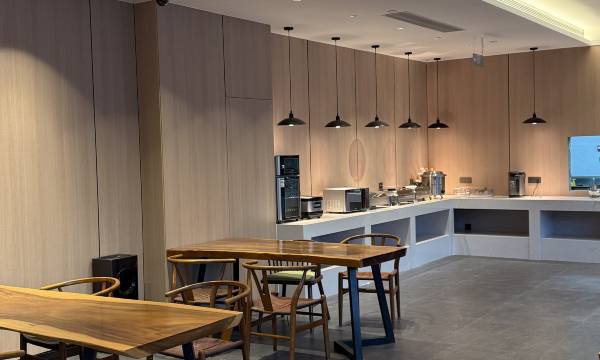 Weiji Hotel (Shanghai Hongqiao Airport National Convention and Exhibition Center Branch)