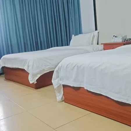 Leizhou Yuetang Apartment
