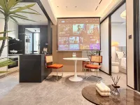 Utopian Hotel (Shenzhen University Nanshan Metro Station)