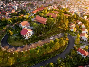 塞納健康度假酒店