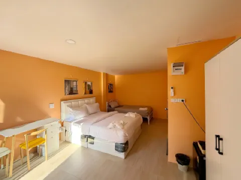 Chen inn Boutique House Patong Hotels near Nanai Road