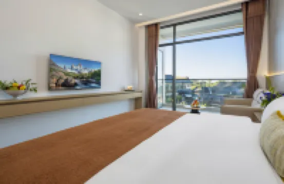 Shanye Homestay (Jingmai Temple Dapingzhang Ancient Tea Forest) Hotels near Jingmai Golden Tower