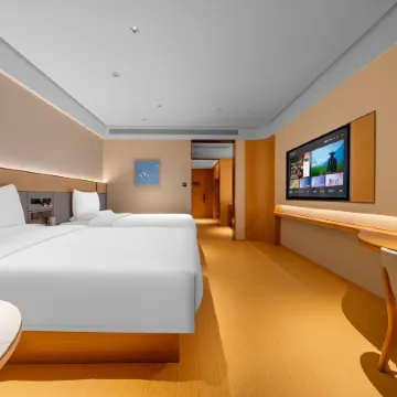 JI Hotel (Wuhan Hankou Tongji Medical College Aviation Road Branch) Отели рядом с достопримечательностью «Начальная Школа Авиадороги»