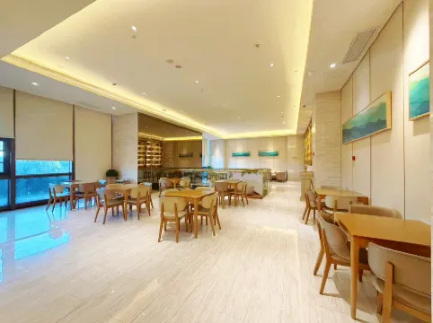 JI Hotel (Pinghu Ruifeng Plaza)