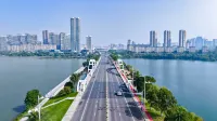โรงแรมนาราดา ฉินลู่ (ทะเลสาบแปดไมล์ จิ่วเจียง) - วิวภูเขา