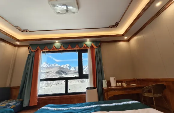 洛扎白瑪林央金家庭旅館