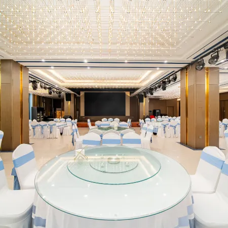 Shuanghetai International Hotel