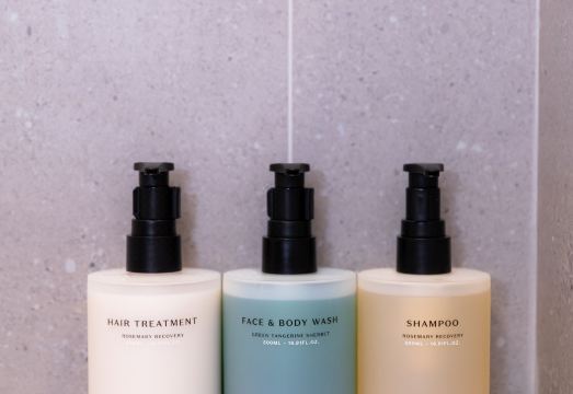 해치 스테이 깔끔한 내부