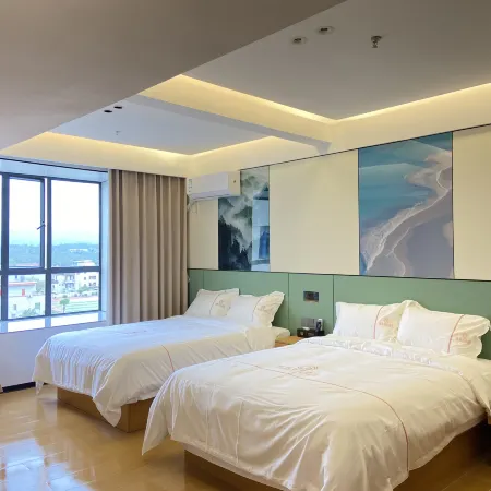 Ending LandonExclusive Hotel