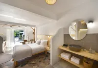 Olympa Suites