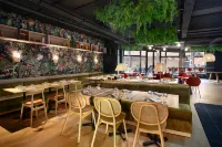 Radisson Hotel Clermont-Ferrand - 朝食