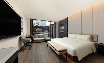 Shanghai Dapuqiao Xuhui Riverside Greenland Yaduo Hotel