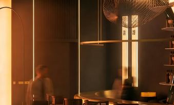 Holiday River View Hotel,Hongyadong,Jiefangbei,Chongqing