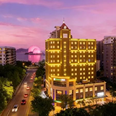 Holiday Inn Express Zhuhai Grand Theater by IHG