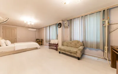 Chuncheon Grand فنادق في 