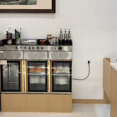Huijin Hotel (Bengbu South High Speed Railway Station)
