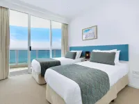 แปซิฟิก วิวส์ รีสอร์ท โรงแรมในMain Beach