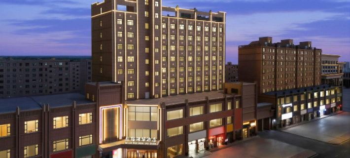 Silk Road Ruihua Hotel (Zhangye West High-Speed Railway Station) Hotel a Zhangye