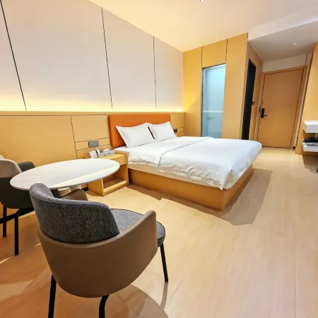 Qiaodong Homestay (Jiayu Donghu College)