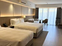 Wyndham Garden Manila Bay Hotels near Shell Residences