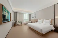 Longyou JingLan Song Hotel