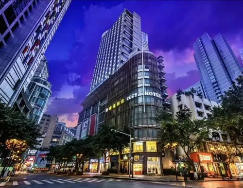 Wanyi Hotel (Chongqing Jiefangbei Pedestrian Street Hongyadong Branch)