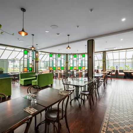 Carnmore Hotel Lower Hutt
