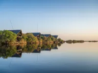 Chobe Water Villas Hotele w: Katima Mulilo