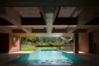 Lijiang Jianshijian Wild Luxury Holiday Villa (Yulong Snow Mountain Yuhu Village Store) - Rooftop Pools