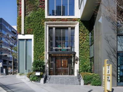 THE AOYAMA GRAND HOTEL