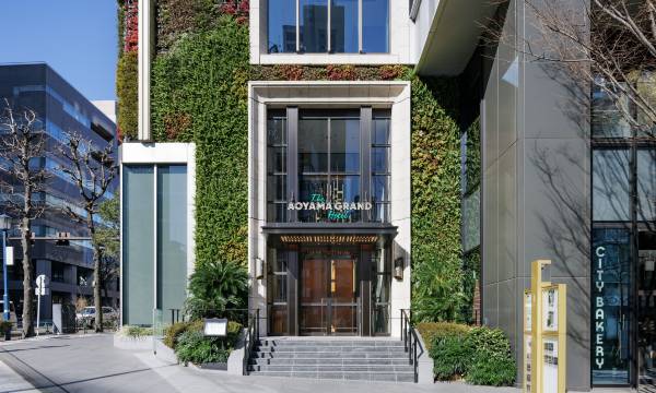 THE Aoyama Grand Hotel