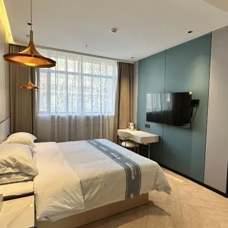 Urban Garden Hotel (Jianshe South Road Hongqi Life Plaza)