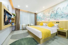 Haoyun · Fog Gallery Shangman Homestay (Lijiang Gucheng Zhongyi Market)