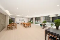 Boying Hotel (Huangguoshu Waterfalls Scenic Area)