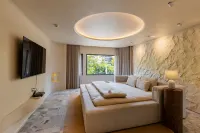 AVA Senses Hotel Hồ Nghinh - Mỹ Khê Beach by AVA LAND