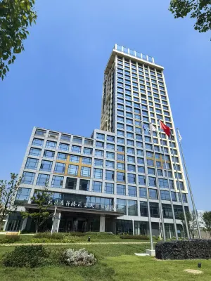 Grand Skylight International Hotel Wuhan（WELL AI PLAZA） - Infinity Pools