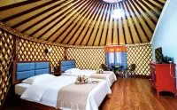 Grassland Pastoral Song Stars | Sunset Star River Homestay (Bayanbulak Scenic Spot) - parking