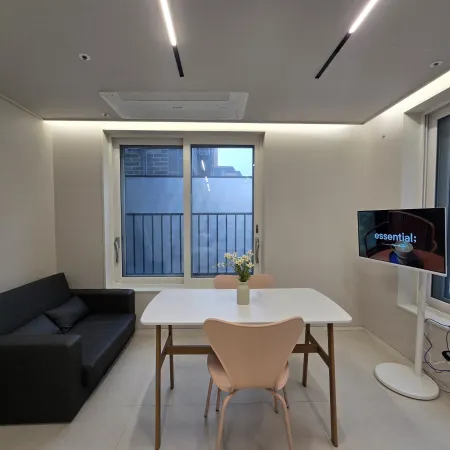 Apartment in Songpa near Lotte World, Jamsil, and Seokchon