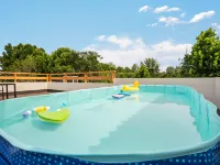 Lianxi Twelve Rooms Folk Homestay, Luoyang Tianjie - Pools